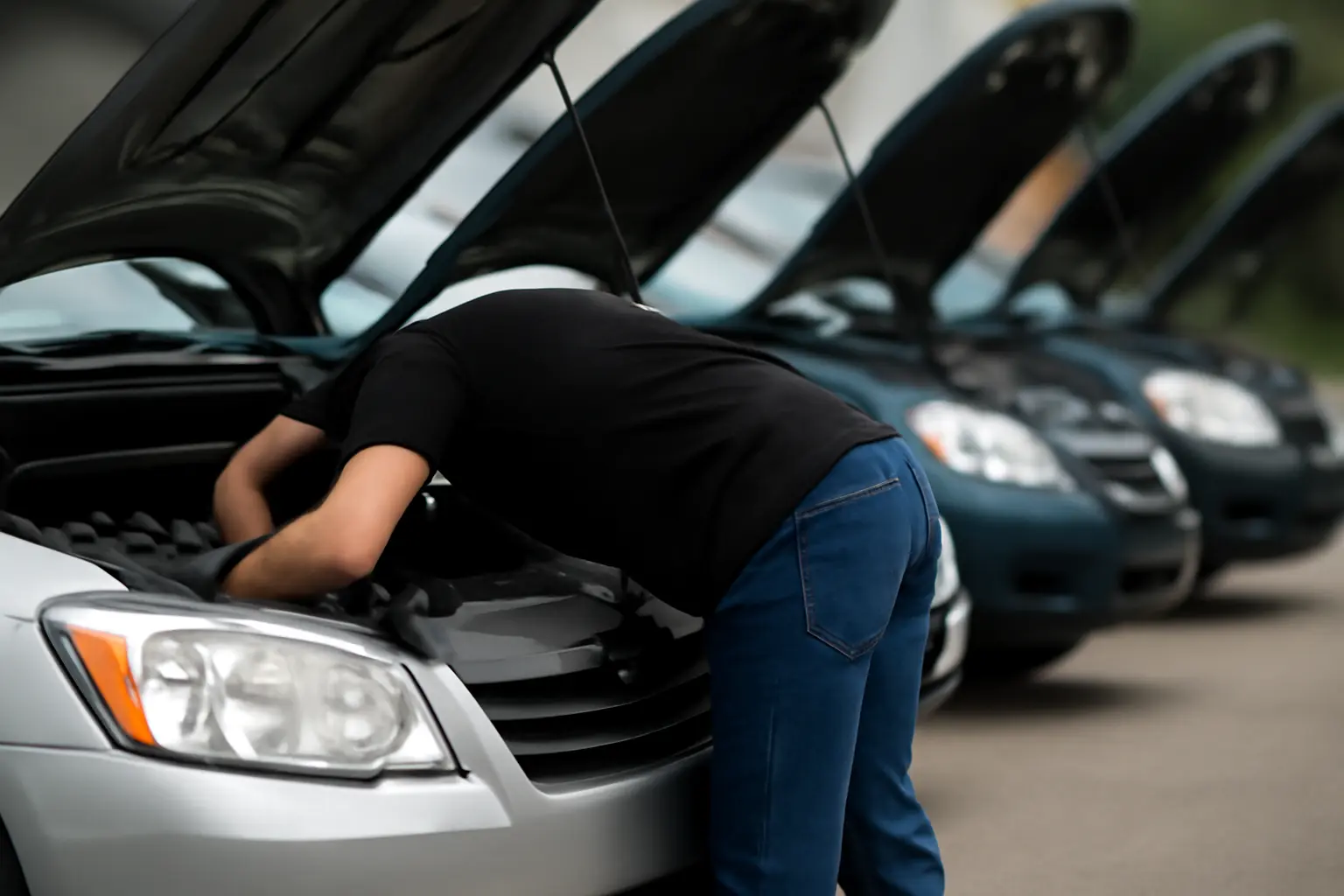 Mobile mechanic at work